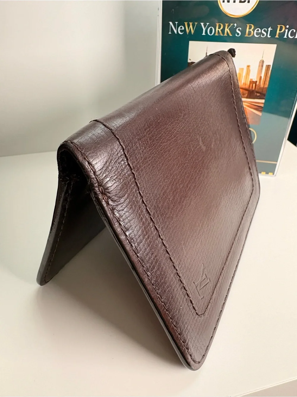 Pre❤️Louis Vuitton Utah Leather Bifold Passport/Wallet - Brown